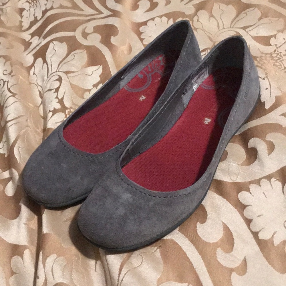 grey flats